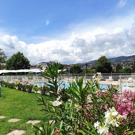 Studio 2 - Les Suites De Robinson - Residence Avec Piscine En Bord De Siagne, A Mandelieu エクステリア 写真